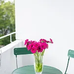 Apart-hotel Flattering -