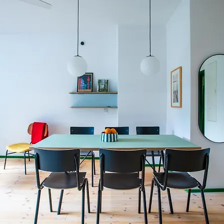 Flattering - 3* ברלין