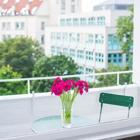 Flattering - Apartahotel 3*