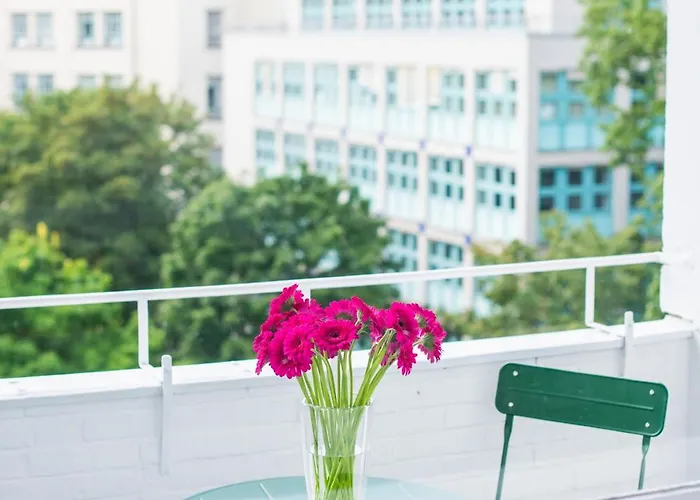 Flattering - Aparthotel 3*