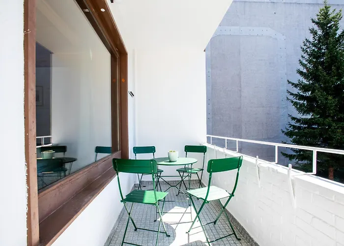 Flattering - Aparthotel 3*