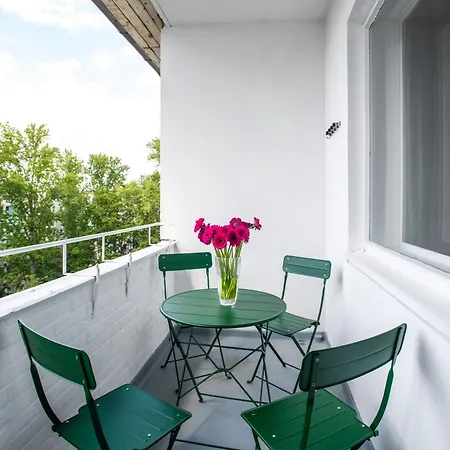 Flattering - Apartahotel