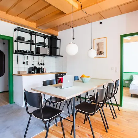 Flattering - Hotel apartamentowy