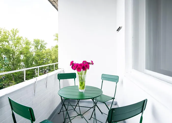 Flattering - برلين